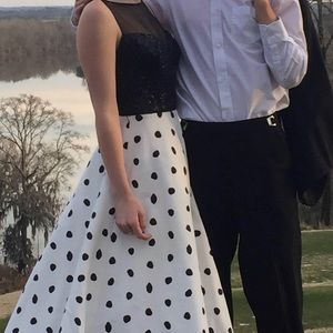 Sherri Hill Sadie Robertson Collaboration Dress